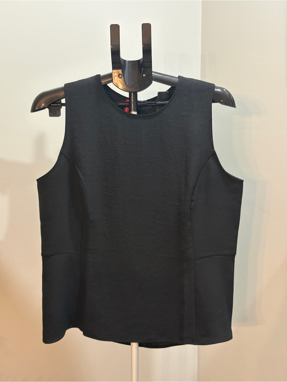 Spanx Classic Black Sleeveless Women's Blouse